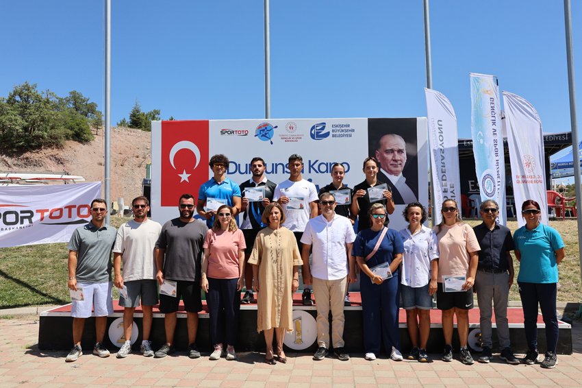 Türkiye Kano Federasyonu ve Eskişehir Büyükşehir Belediyesi’nin iş birliğiyle düzenlenen