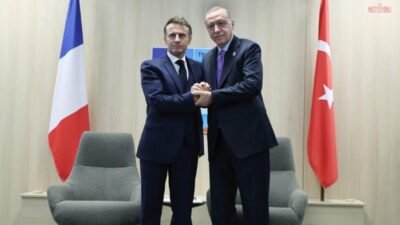 Fransa Cumhurbaşkanı Emmanuel Macron, Cumhurbaşkanı Recep Tayyip Erdoğan ile yaptığı