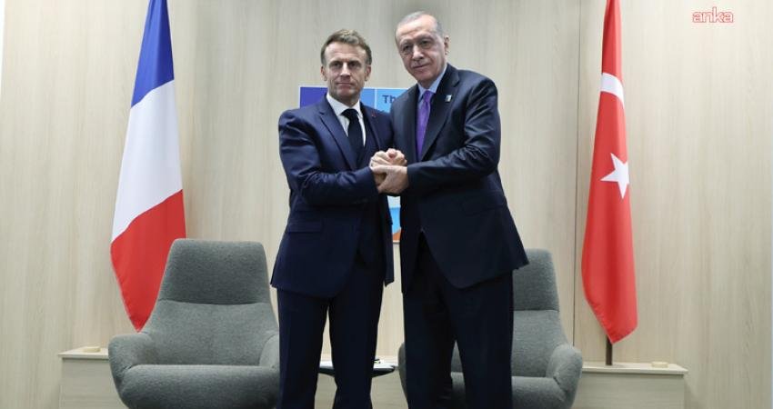 Fransa Cumhurbaşkanı Emmanuel Macron, Cumhurbaşkanı Recep Tayyip Erdoğan ile yaptığı
