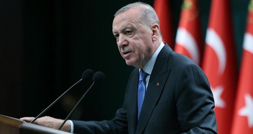 Cumhurbaşkanı Erdoğan: “Terör tehdidini tamamen sıfırlamayı hedefliyoruz” Cumhurbaşkanı Recep Tayyip Erdoğan, sosyal medya platformu X’te yaptığı açıklamada,