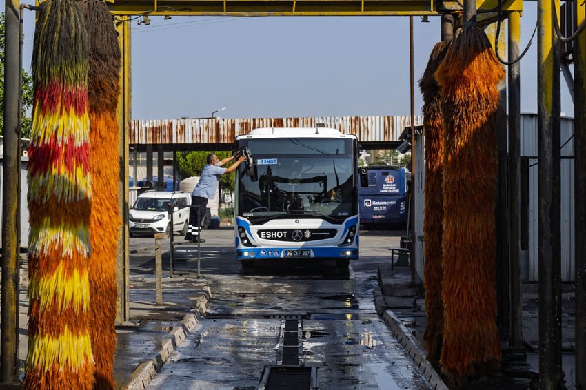 İzmir Büyükşehir Belediyesi ESHOT Genel Müdürlüğü, otobüs yıkamada kullanılan suyu