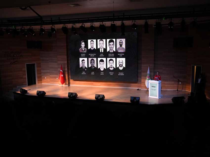 Etimesgut Belediyesi Türk Tarih Müzesi ve Parkı’nda, ülkemizin yakın geçmişinde