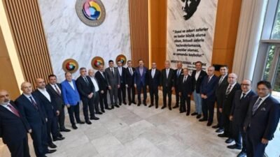 Türkiye Odalar ve Borsalar Birliği (TOBB) Başkanı Rifat Hisarcıklıoğlu, Türkiye