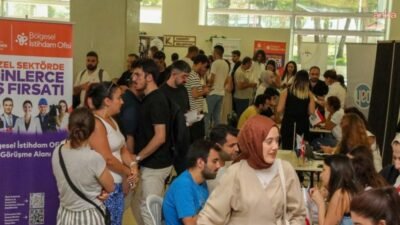 İstanbul Büyükşehir Belediyesi’nin (İBB) Bölgesel İstihdam Ofisleri, iş arayanlarla işverenleri