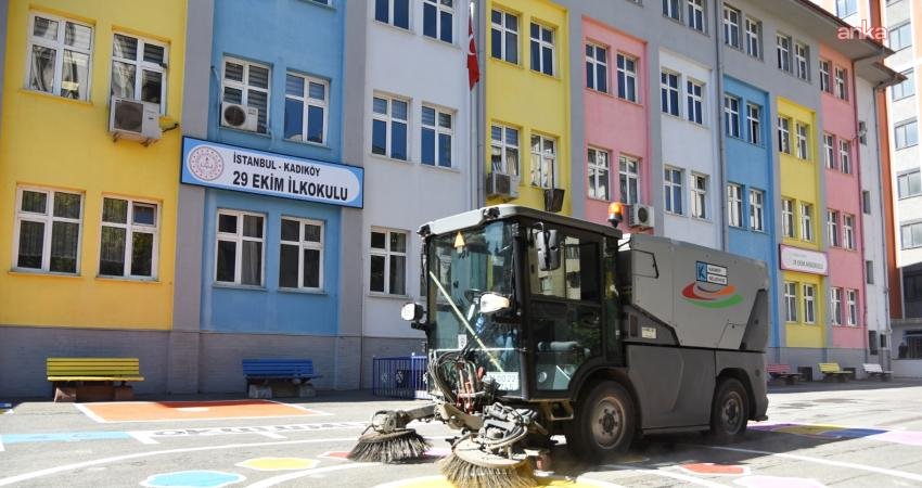 Kadıköy Belediyesi, öğrencilerin sağlıklı ve temiz bir ortamda yeni eğitim