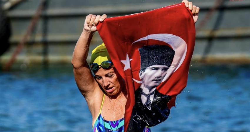 Kadıköy Belediyesi’nin desteğiyle ilçeli sporcu İrem Sönmez, 30 Ağustos Zafer