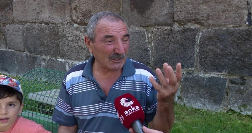 Kayseri Cumhuriyet Meydanı'nda emekliler, düşük maaşlar ve hayat pahalılığına isyan