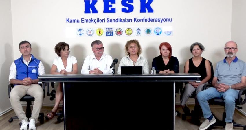 Kamu Emekçileri Sendikaları Konfederasyonu (KESK) Eş Genel Başkanı Ayfer Koçak,