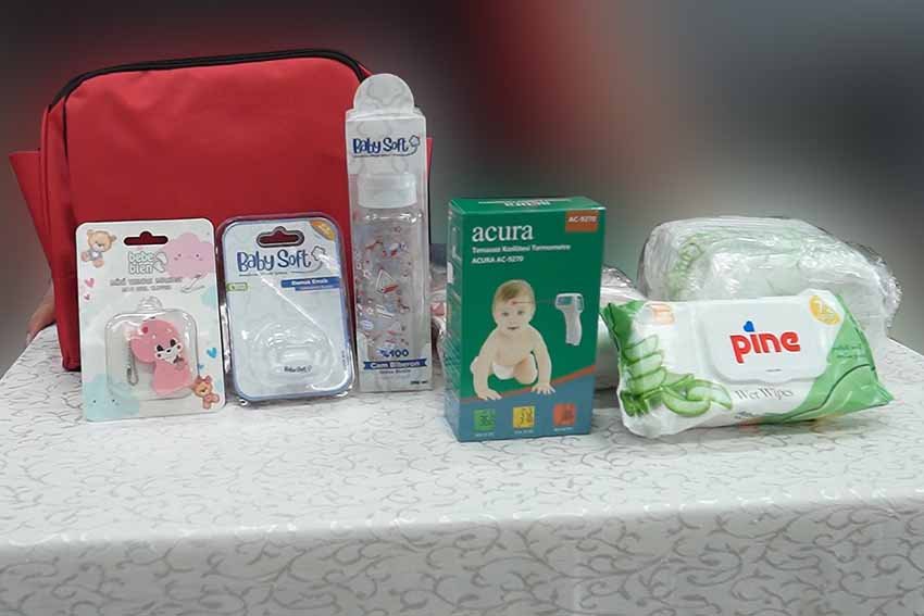 Küçükçekmece Belediyesi, ‘Yenidoğan Bebek Seti’ ile bebek sahibi olan ailelerin