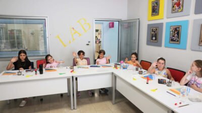 Küçükçekmece Belediyesi’nin 7-14 yaş arası çocukların yaz tatilini dolu dolu