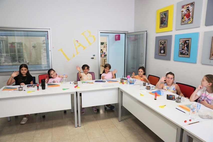 Küçükçekmece Belediyesi’nin 7-14 yaş arası çocukların yaz tatilini dolu dolu