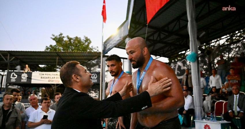 Balıkesir Büyükşehir Belediyesi ve Karesi Belediyesi ev sahipliğinde gerçekleştirilen 65.