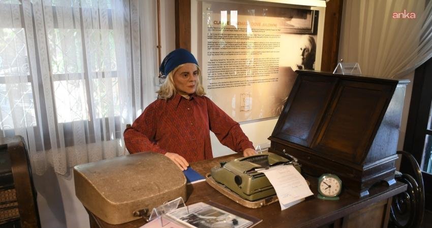 Kuşadası’nda uzun yıllar yaşayan, Türkiye’nin ve özellikle Kuşadası’nın doğal güzelliklerini