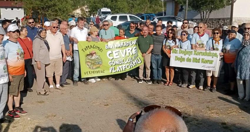 Bolu Mengen'de vatantaşlar, 9,99 hektarlık alanda yapılması planlanan kuvarsit ocağına