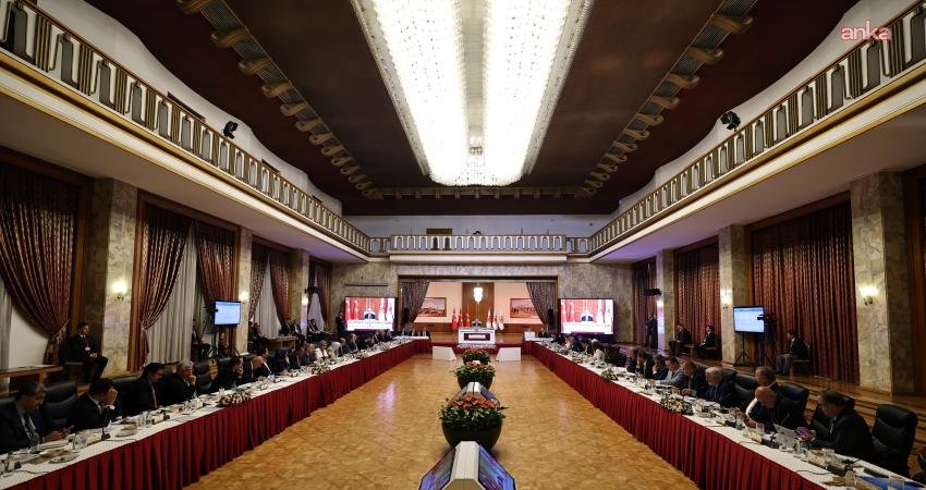 TBMM’de oluşturulan Milli Dayanışma Kardeşlik ve Demokrasi Komisyonu'nda konuşan 22.