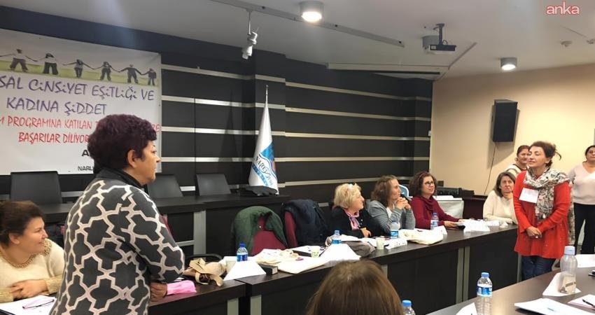 Narlıdere Belediyesi tarafından düzenlenen ve 16 hafta sürecek olan Kadının
