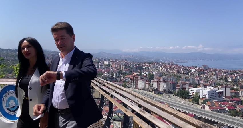 Trabzon'un Ortahisar Belediyesi, maddi imkânsızlıklar nedeniyle üniversite eğitiminde zorluk yaşayan gençlere