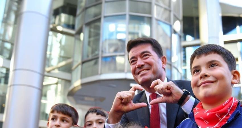 Ortahisar Belediyesi, eğitimde fırsat eşitliğinin sağlanmasına yönelik hizmetleri kapsamında ihtiyaç