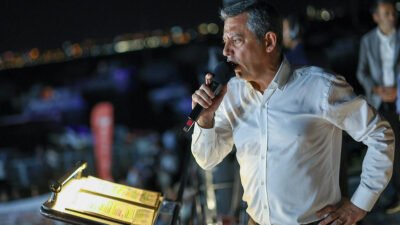 Cumhuriyet Halk Partisi (CHP) Genel Başkanı Özgür Özel, İstanbul’un Tuzla