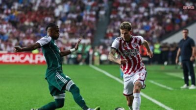 UEFA Avrupa Ligi play-off turu ikinci maçında Samsunspor, 2-1'in rövanşında Yunanistan