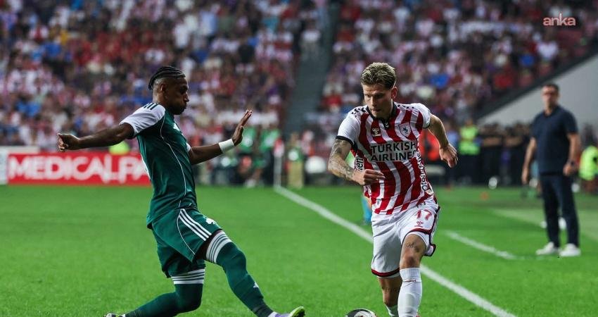 UEFA Avrupa Ligi play-off turu ikinci maçında Samsunspor, 2-1'in rövanşında Yunanistan