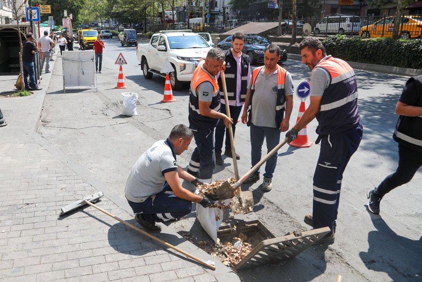 İstanbul’da 6 Ağustos Çarşamba akşam saatlerinde başlayan gök gürültülü sağanak