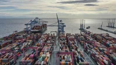 Ticaret Bakanlığı, 2025'in sonunda Cumhurbaşkanı Erdoğan'ın öngördüğü 390 milyar dolarlık