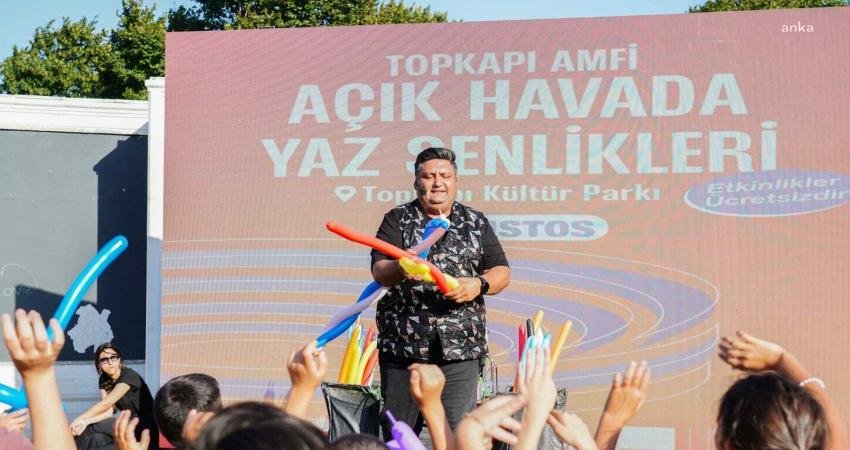 Topkapı Kültür Parkı, yaz akşamlarını renklendiren etkinliklere ev sahipliği yapıyor.