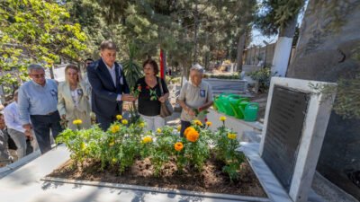 İzmir Büyükşehir Belediye Başkanı Dr. Cemil Tugay, eski Gültepe Belediye