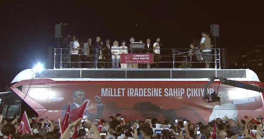 CHP Genel Başkanı Özgür Özel, "AK Parti'nin kara düzeni, çocuklara,