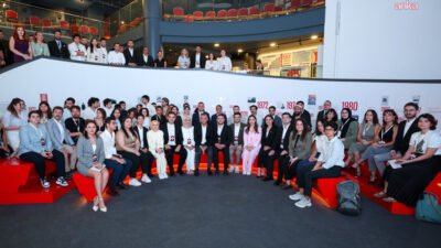 CHP’nin Program Çalıştayı kapsamında Genel Başkan Özgür Özel, Gençlik Forumu