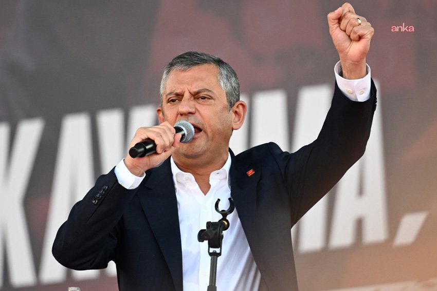 CHP Genel Başkanı Özgür Özel, AK Parti'nin 31 Mart yerel