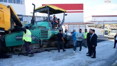 Kahramankazan Belediye Başkanı Selim Çırpanoğlu, Saray Mahallesi Gimat Caddesi’nde yürütülen