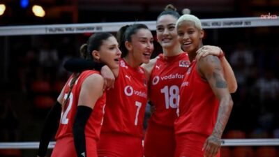 A Milli Kadın Voleybol Takımı, Dünya Şampiyonası'nda Slovenya'yı 3-0 mağlup