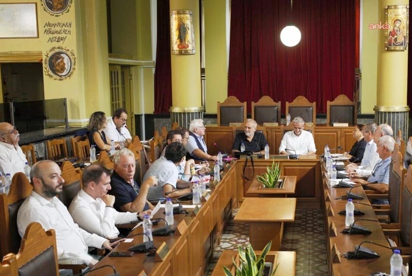 Atina Belediye Başkanı Haris Doukas: “Seçilmiş liderler parmaklıkların ardına atıldığında özgürlükten söz edemeyiz” CHP'nin tutuklu Cumhurbaşkanı adayı ve İstanbul Büyükşehir Belediye Başkanı Ekrem