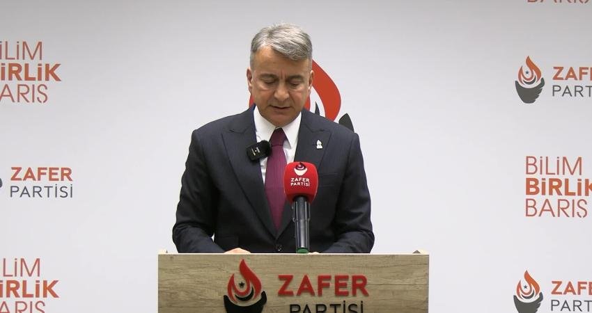 Zafer Partisi Sözcüsü Azmi Karamahmutoğlu, "Zafer Partisi olarak Cumhuriyet Halk