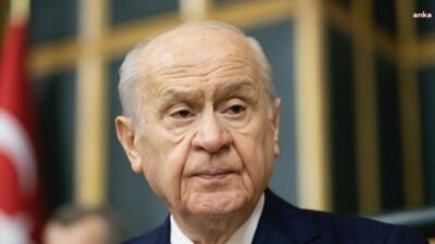 MHP Genel Başkanı Devlet Bahçeli, "CHP havlu atmış, mefluç hale
