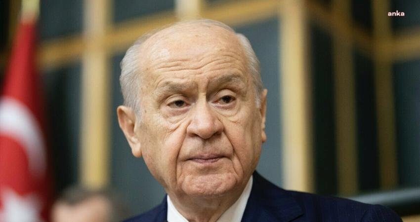 MHP Genel Başkanı Devlet Bahçeli, "CHP havlu atmış, mefluç hale
