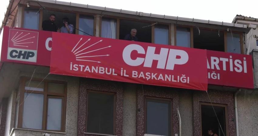 Gürsel Tekin'in, 45. Asliye Hukuk Mahkemesi'nin tedbir kararını gerekçe göstererek