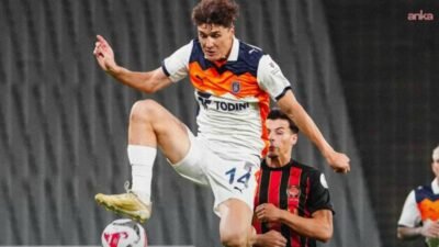 Başakşehir, Süper Lig’in ertelenen 1. hafta maçında karşılaştığı Fatih Karagümrük’ü