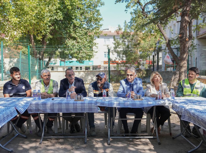 Etimesgut Belediyesi, mahallelerin ve vatandaşların ihtiyaçları doğrultusunda ilçeyi yeni tesislerle