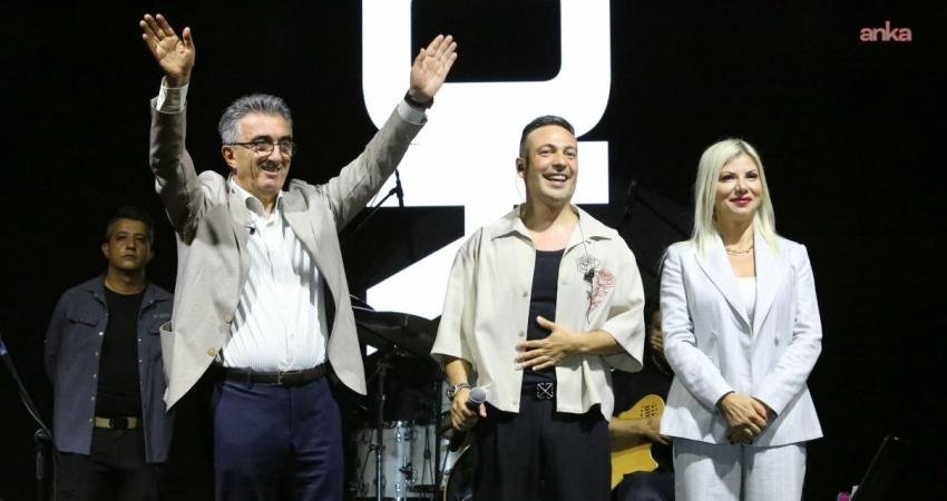 Bayrampaşa Belediyesi, 30 Ağustos Zafer Bayramı’nın 103. yıl dönümünü iki