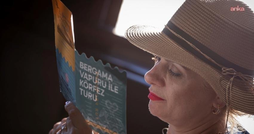 Bergama Vapuru ile İzmir Körfezi’nde tarihe yolculuk İzmir Büyükşehir Belediyesi’nin şehrin simgelerinden tarihi Bergama Vapuru ile düzenlediği