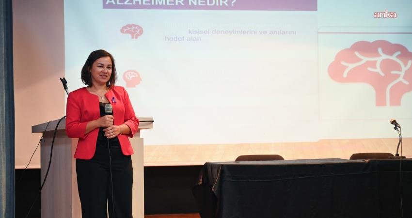 Beşiktaş Belediyesi, Dünya Alzheimer Günü dolayısıyla farkındalık yaratmak amacıyla Zübeyde