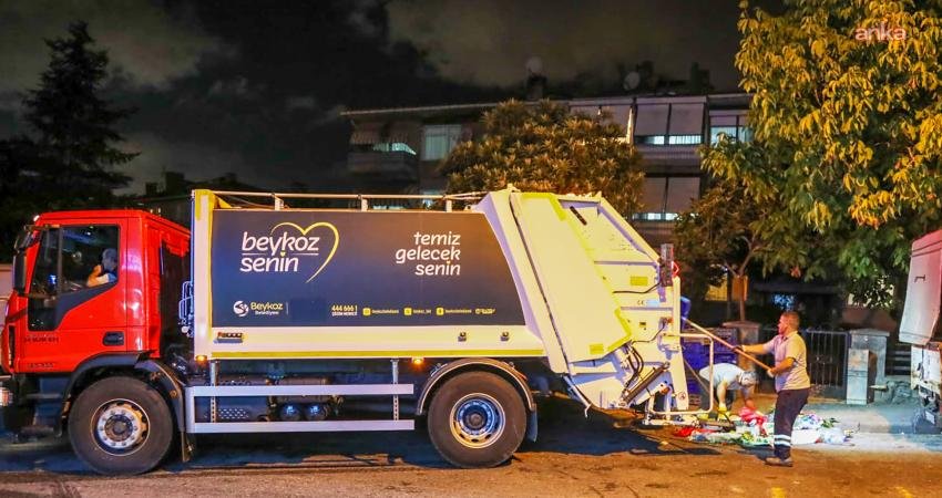 Beykoz Belediyesi Temizlik İşleri Müdürlüğü’ne bağlı ekipler, pazar esnafının tezgahlarını