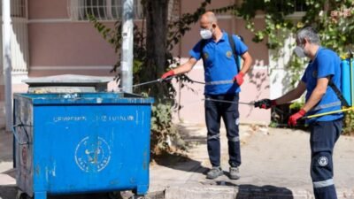 İzmir'de Buca Belediyesi, ilçe genelinde 24 saat esasına göre yürüttüğü