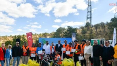 Çankaya Belediyesi'nin Dünya Temizlik Günü dolayısıyla Bademlidere Cumhuriyet Parkı’nda düzenlediği