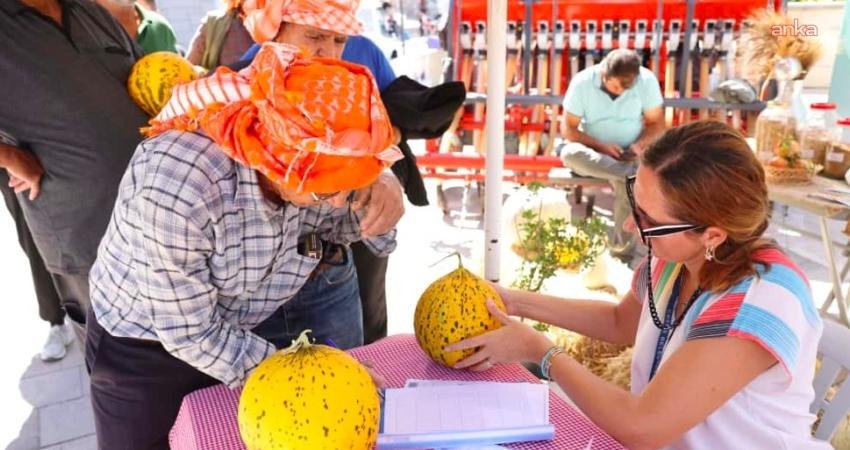 Çeşme, “10. Ovacık Tarım ve Sakız Koyunu Festivali” ile üretim kültürünü kutladı Çeşme Belediyesi ev sahipliğinde düzenlenen 10. Ovacık Tarım ve Sakız
