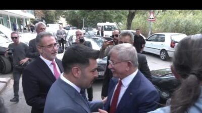 Gelecek Partisi Genel Başkanı Ahmet Davutoğlu, CHP İstanbul İl Yönetiminin tedbiren