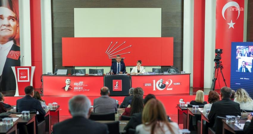 CHP Genel Başkanı Özgür Özel, Parti Meclisi (PM) toplantısına başkanlık